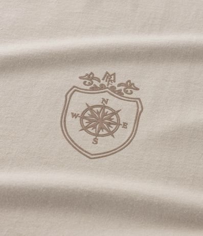 Remera Comfort en Algodón con Escudo Rosa dos Ventos 5
