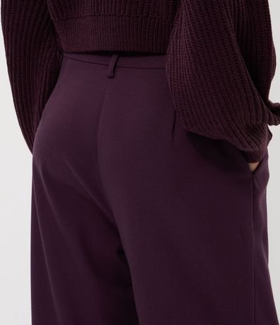 Pantalón Recto en Sastrería con Cinturón Medio 4