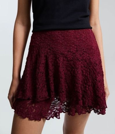 Pollera Corta en Encaje con Volado Asimétrico 3