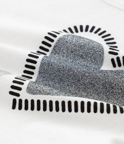 Remera Infantil Slim con Estampado de Corazones con Purpurina– Talle 5 a 14 años 3