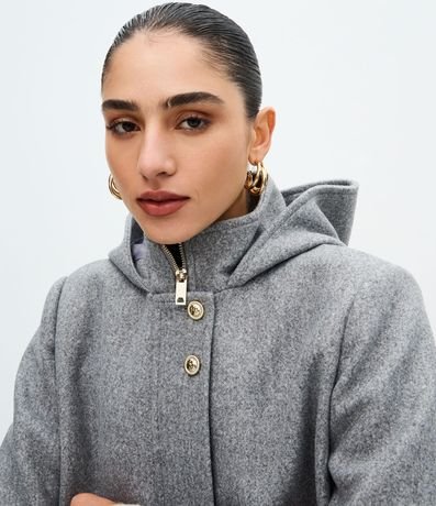 Saco con Capucha y Cuello Alto 3