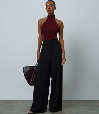 Body Halter en Rib con Cierre en el Cuello 2