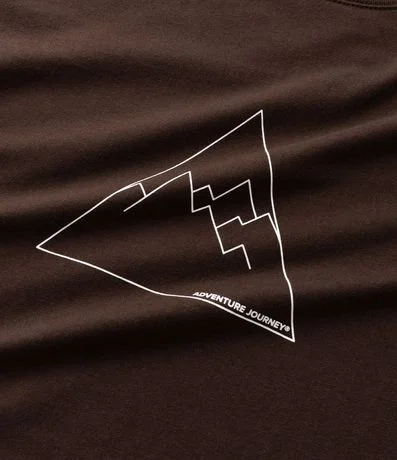 Remera Regular en Algodón con Estampado Geométrico de Montaña 4