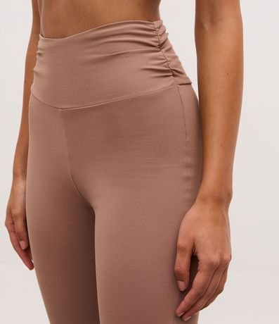 Pantalón Flare Deportiva con Fruncido Lateral y Encaje en el Ruedo 3