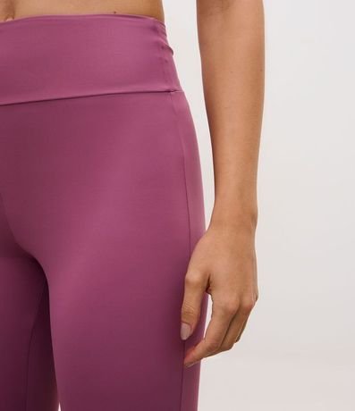 Pantalón Legging Flare Deportiva en Microfibra con Fenda 3