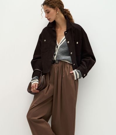 Pantalón Barrel en Algodón con Pliegues Delanteros y Cinturón 2
