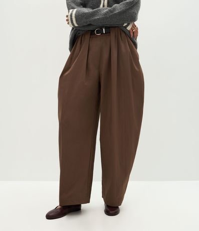 Pantalón Barrel en Algodón con Pliegues Delanteros y Cinturón 3