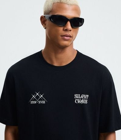 Remera Relaxed en Algodón con Estampado Tribal Chaos 4