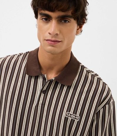 Remera Relaxed Manga Corta en Algodón Rayada con Cuello Polo
