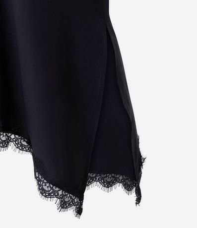 Blusa sin Manga en Viscosa con Encaje y Bajo Asimétrica 3