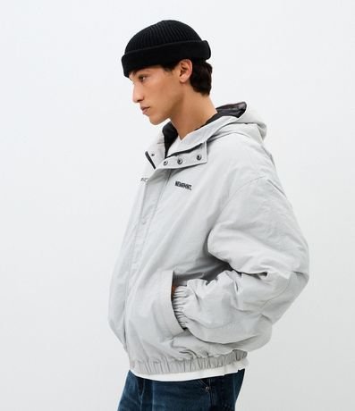Campera Masculina Bomber Tecnológica con Bordado en el Pecho 4