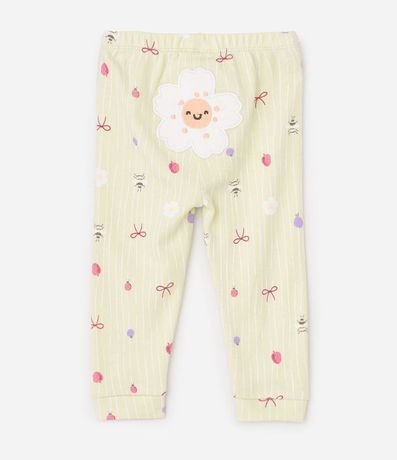 Conjunto Infantil con Estampado Floral y Bordados – Talle RN a 18 Meses 7