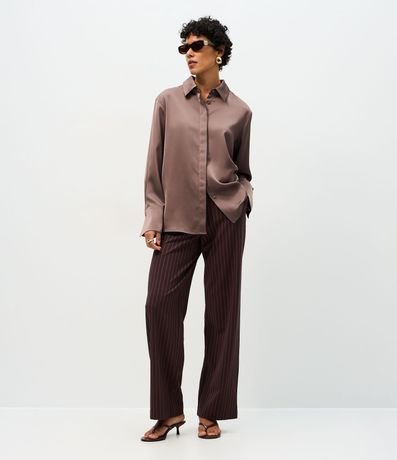 Camisa Satinada con Cuello Clásico 2