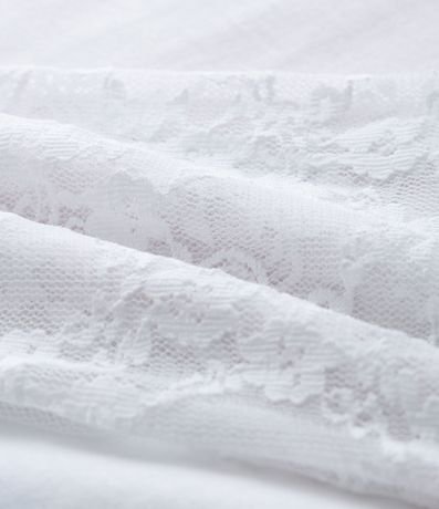 Remera Infantil con Encaje y Estampado Hello Kitty – Talle 5 a 16 años 6