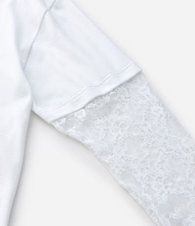 Remera Infantil con Encaje y Estampado Hello Kitty – Talle 5 a 16 años 7