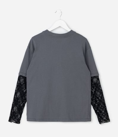 Remera Infantil Relaxed con Estampa Kuromi – Talle 7 a 16 años 4