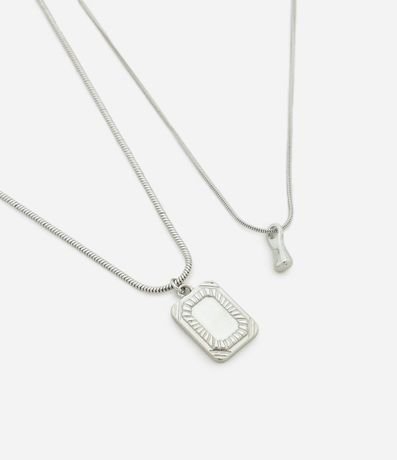 Kit 02 Collares Masculino con Colgantes Variados