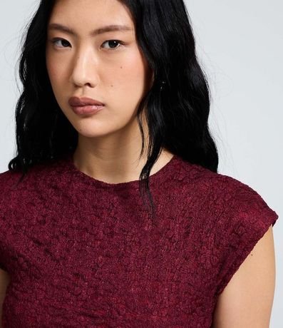 Blusa en Encaje con Textura Vazada en la Espalda 3