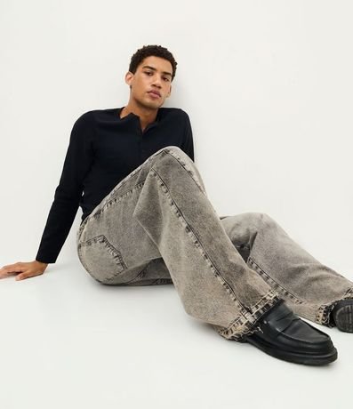Pantalón Jean Super Baggy con Ruedo Desflecado y Nesga