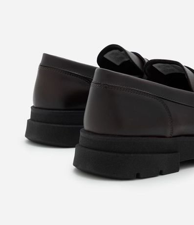 Zapato en PU con Efecto Vinil y Suela track 4