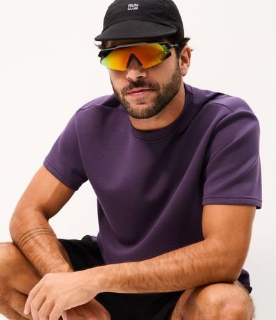 Remera Deportiva en Tecnologia Dry con Lettering