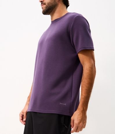 Remera Deportiva en Tecnologia Dry con Lettering 3