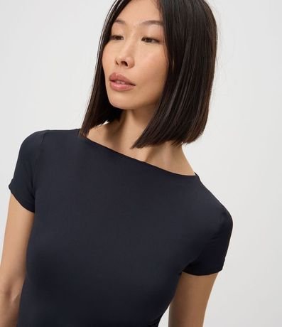 Blusa Regular en Poliamida con Escote Bote 3