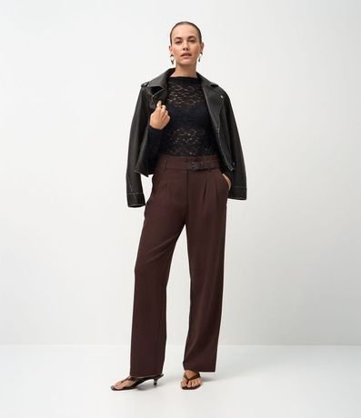 Blusa Justa en Encaje con Manga Larga 2
