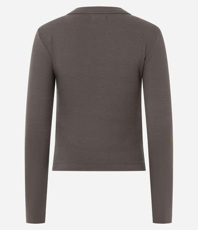 Blusa Básica Acanalada en Rib con Cuello Redondo 7