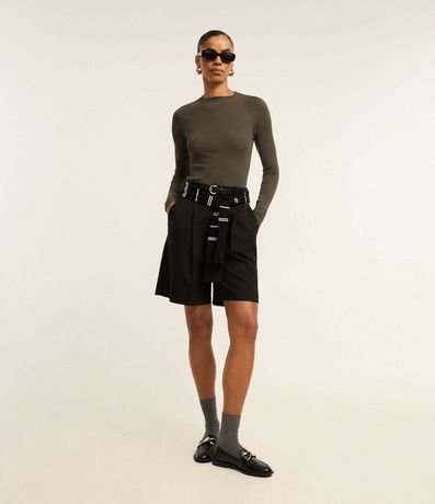 Blusa Básica en Viscosa con Cuello Alto y Sisa Raglán 4
