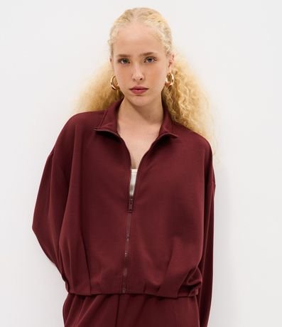 Campera en Modal con Cuello Alto y Pliegues en el Ruedo 3