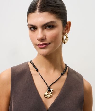 Conjunto de Collar con Cuerda Ajustable y Caravanas con Colgante Orgánico
