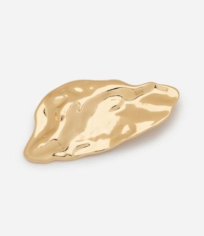 Broche Metalizado con Diseño Orgánico 2