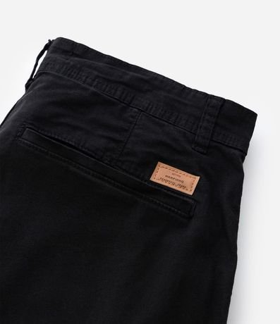 Bermuda Cargo en Algodón con Detalles de Pespunto 7