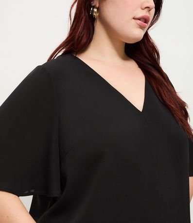 Blusa Crepé Escote V Curve & Plus Size 3