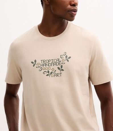Remera Masculina de Algodón con Lettering Tropical Handmade 7