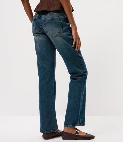 Pantalón Bootcut en Jeans con Cintura Baja y Tachuelas en los Bolsillos 4