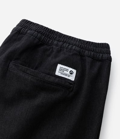 Bermuda en Sarga Texturizada con Cintura Elástica 11