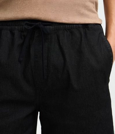 Bermuda en Sarga Texturizada con Cintura Elástica 4