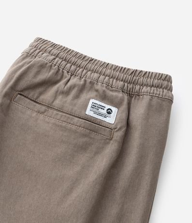 Bermuda en Sarga Texturizada con Cintura Elástica 10