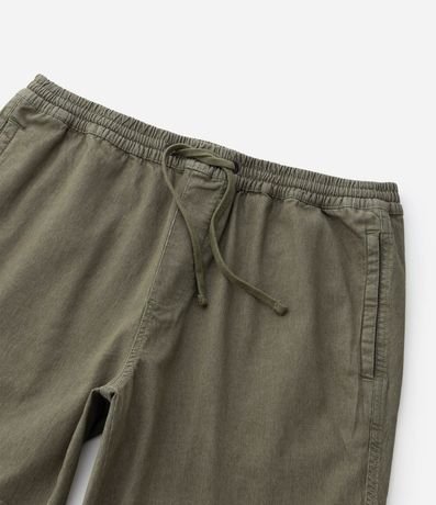 Bermuda en Sarga Texturizada con Cintura Elástica 10