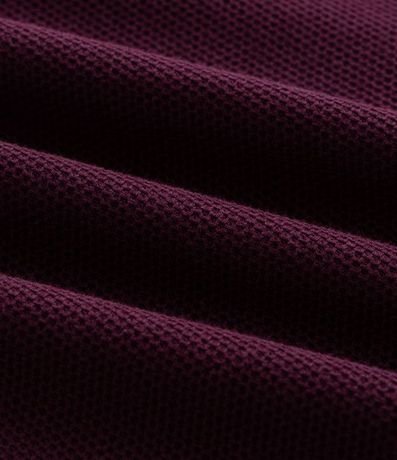 Remera Regular con Textura Colmena 3