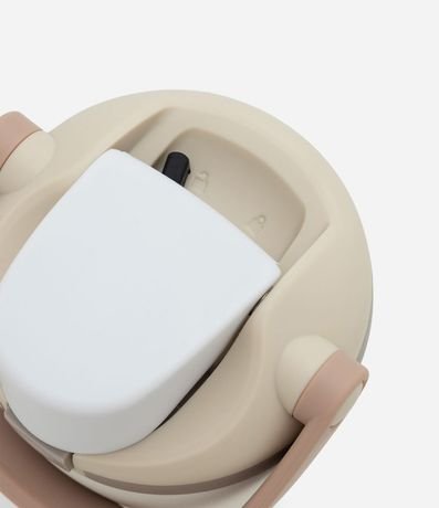 Botella Térmica en Acero Inoxidable con Trava en la Tapa 3