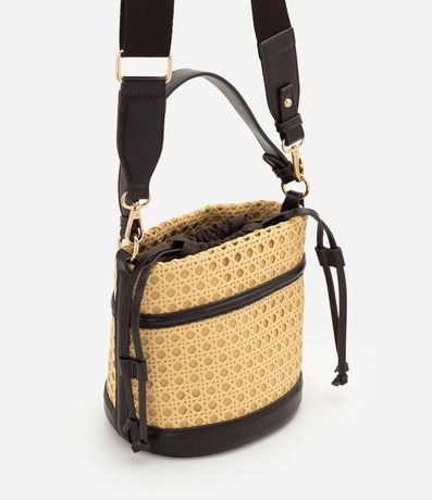 Cartera Bucket Mediana con Asa Larga Transversal 6