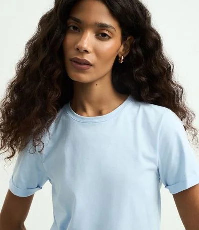 Remera en Media Malla con Manga Corta Doblada 4