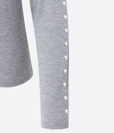 Blusa Hombro a Hombro en Viscolino con Tachuelas Contrastantes 6
