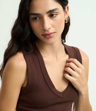 Blusa Básico en Rib con Escote V 3