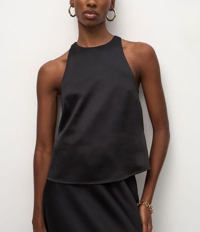 Blusa Satinada con Escote Halter 4