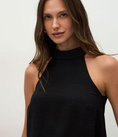 Blusa en Airflow con Cuello Halter 3