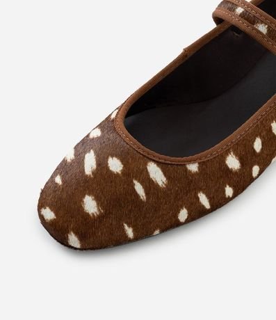 Zapatilla en Cuero con Estampa Animal Print 3